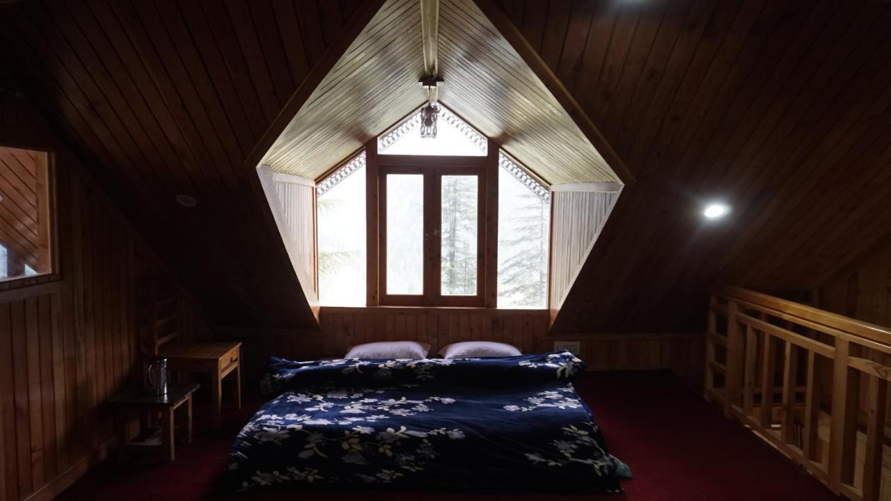 Freebird Nest 2 Stays & Cafe Jibhi エクステリア 写真